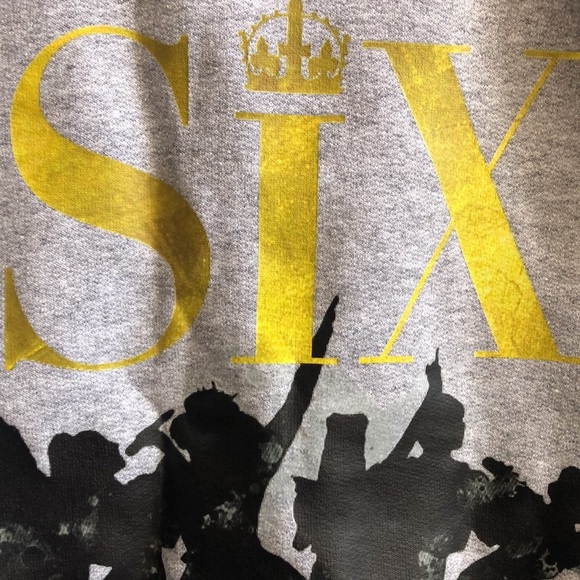 Six the Musical King Edward’s six wives gray sweatshirt Kids small New - Picture 2 of 8